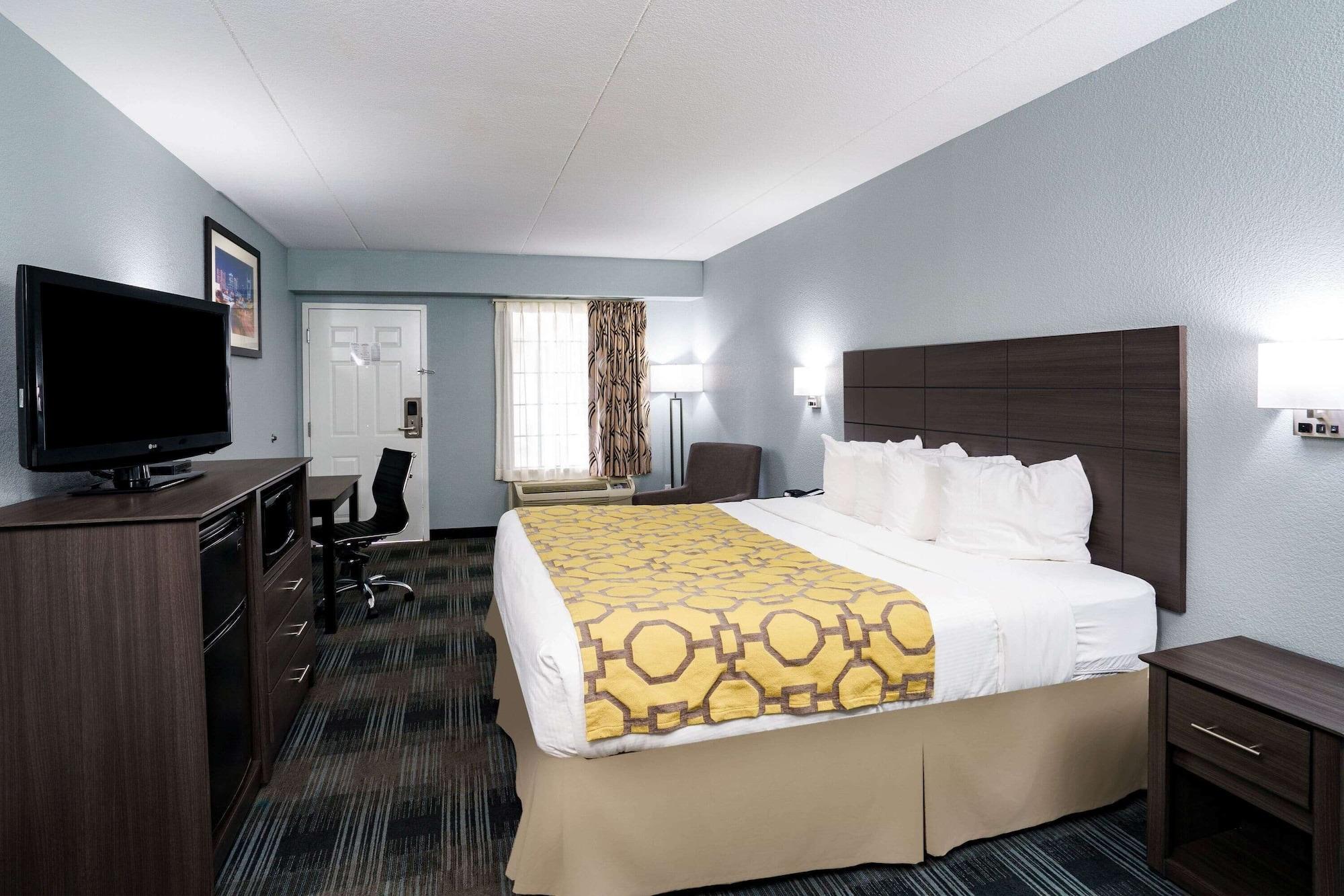 Baymont By Wyndham Gallatin Esterno foto