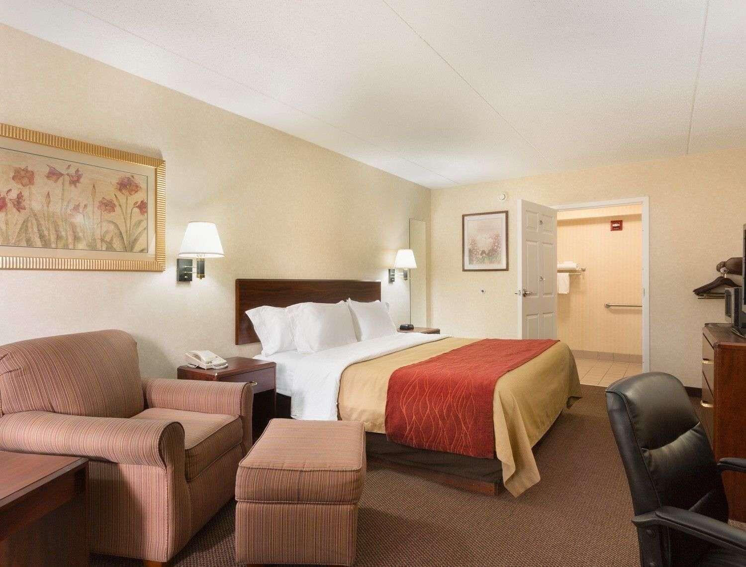 Baymont By Wyndham Gallatin Esterno foto