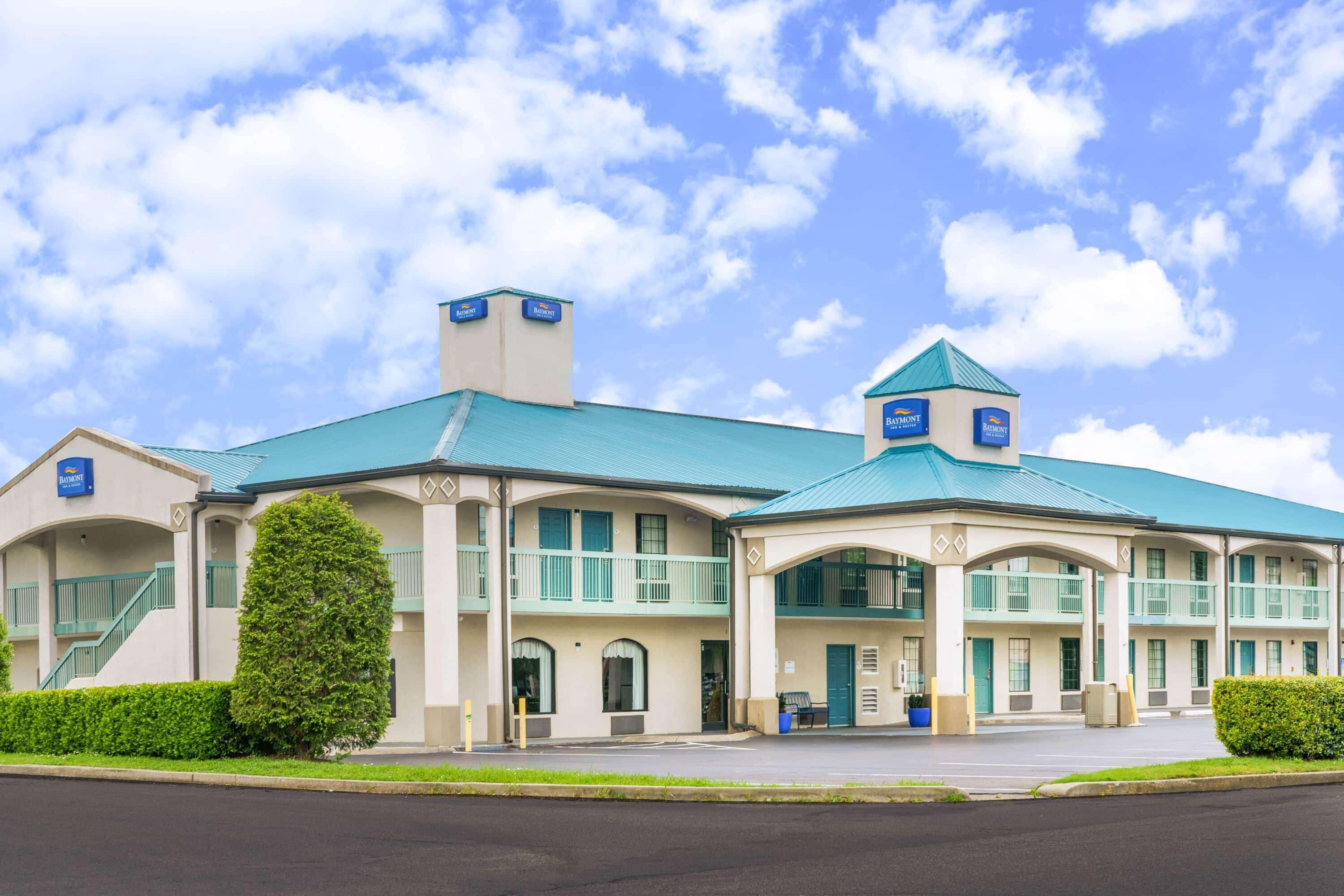 Baymont By Wyndham Gallatin Esterno foto