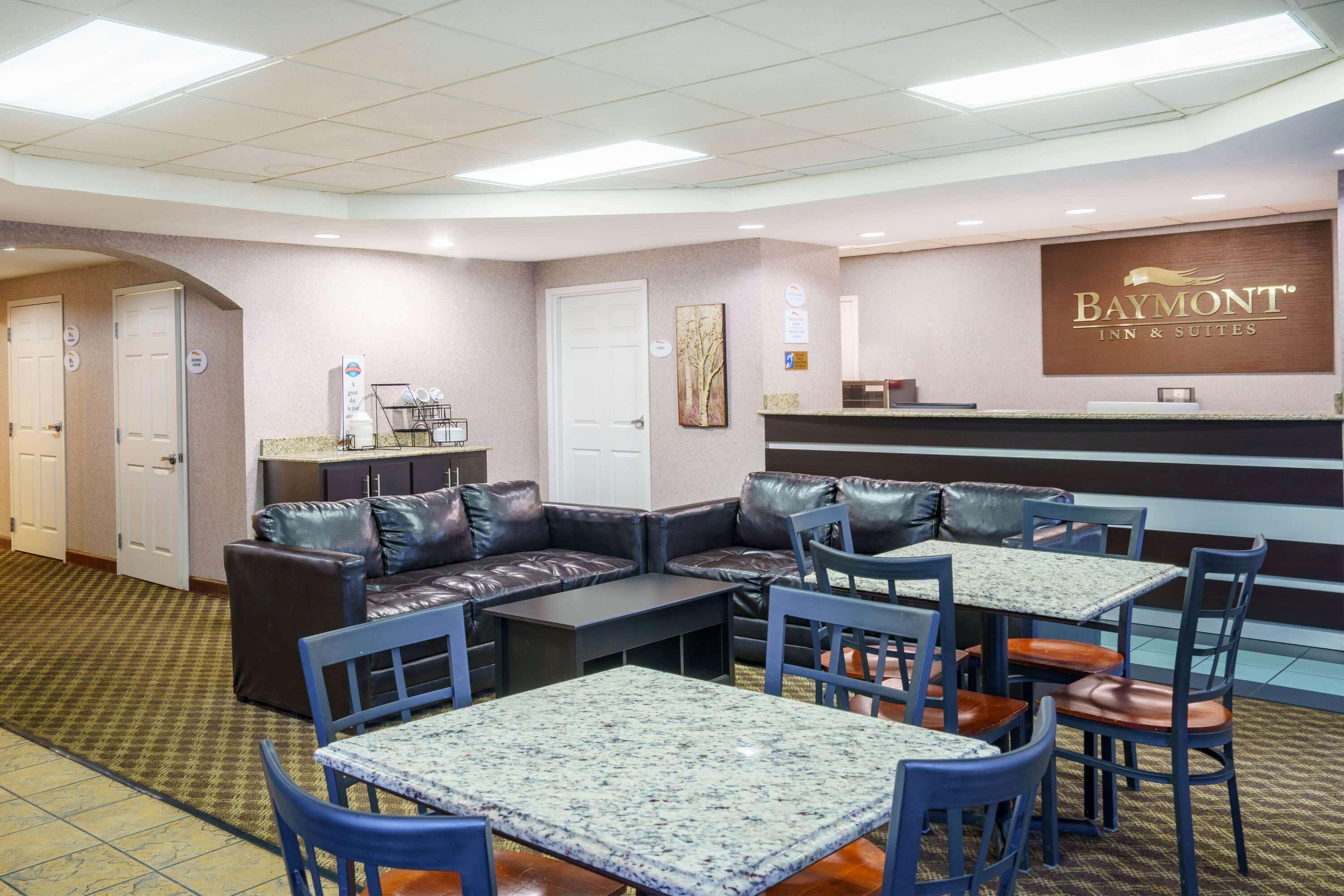 Baymont By Wyndham Gallatin Esterno foto